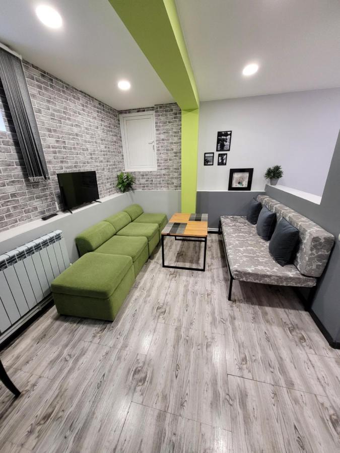 Дом 33 Возле Клиники Астхик Villa Yerevan Exterior photo