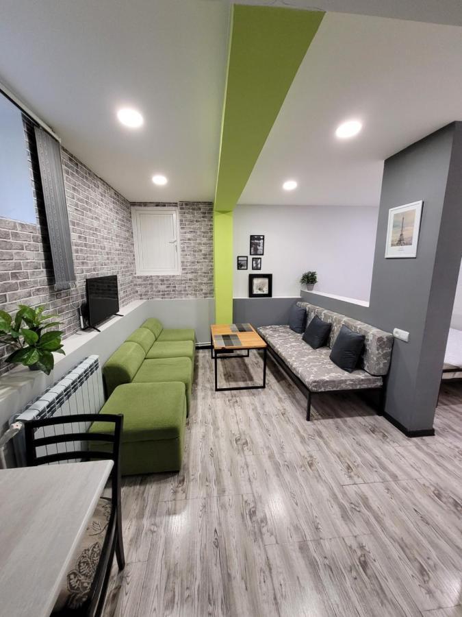 Дом 33 Возле Клиники Астхик Villa Yerevan Exterior photo